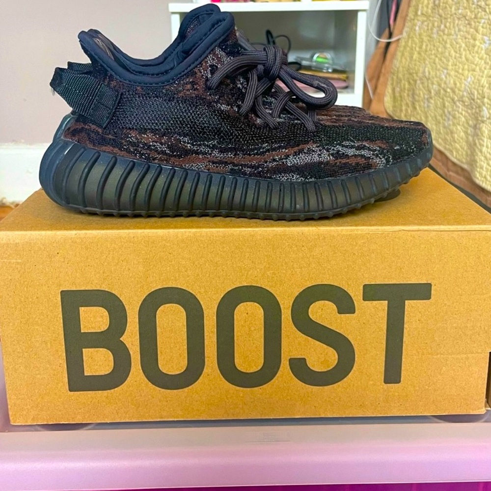 Adidas | Yeezy Boost 350 V2 ‘MX ROCK’